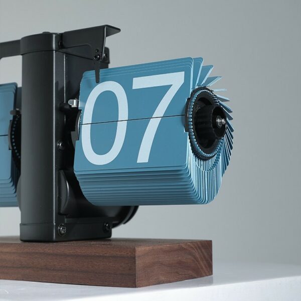 FLIPPO® Elegance Flipping Clock - Image 3