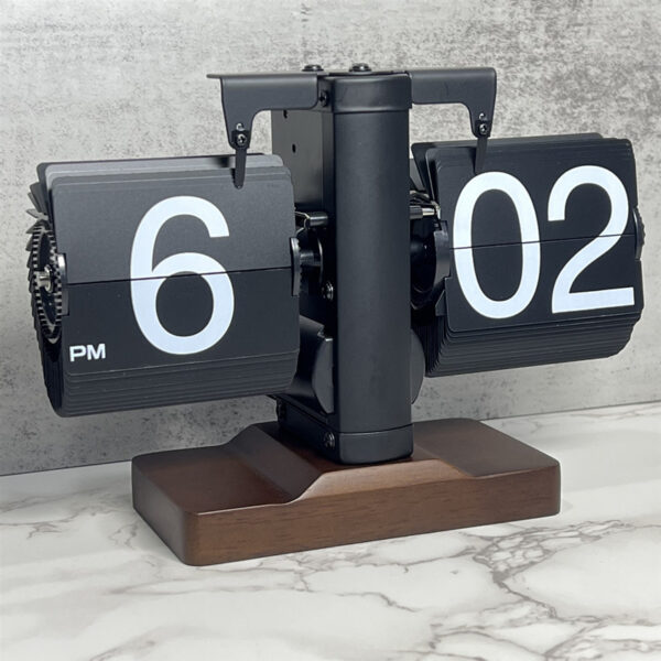 FLIPPO® The Flipping Clock
